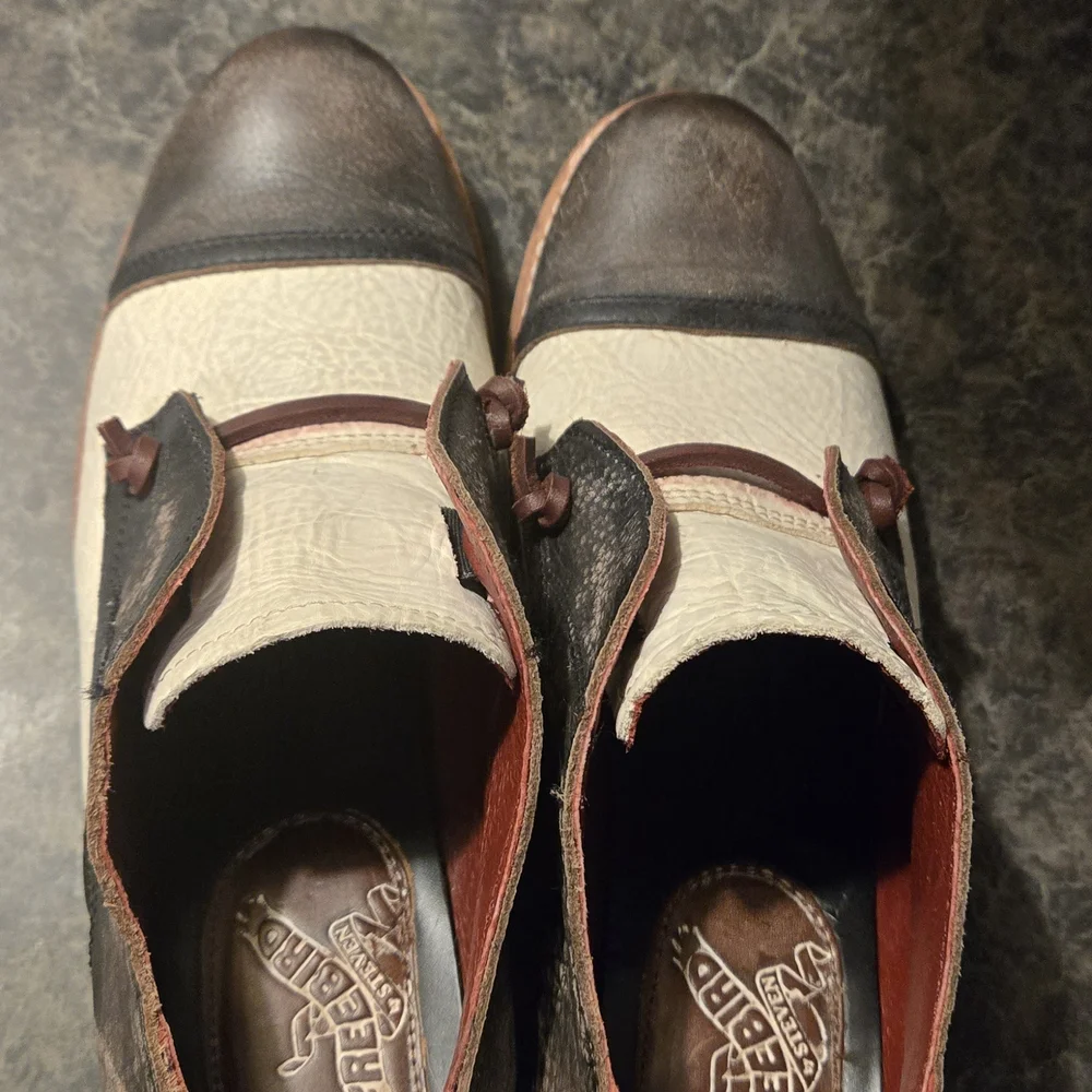 Men's Black and White Leather Shoes - Picture 4 of 9